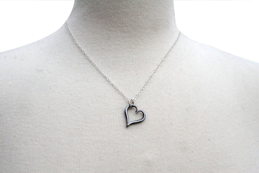 This bracelet comes in 3 sizes.
Small has an inner width of 2-1/4 inches and should fit up to a 6 1/2 inch wrist
Medium an inner width of 2-7/16 inches and should fit up to a 7 inch wrist
Large an inner width of 2-3/4 inches and should fit up to a 8 inch wrist