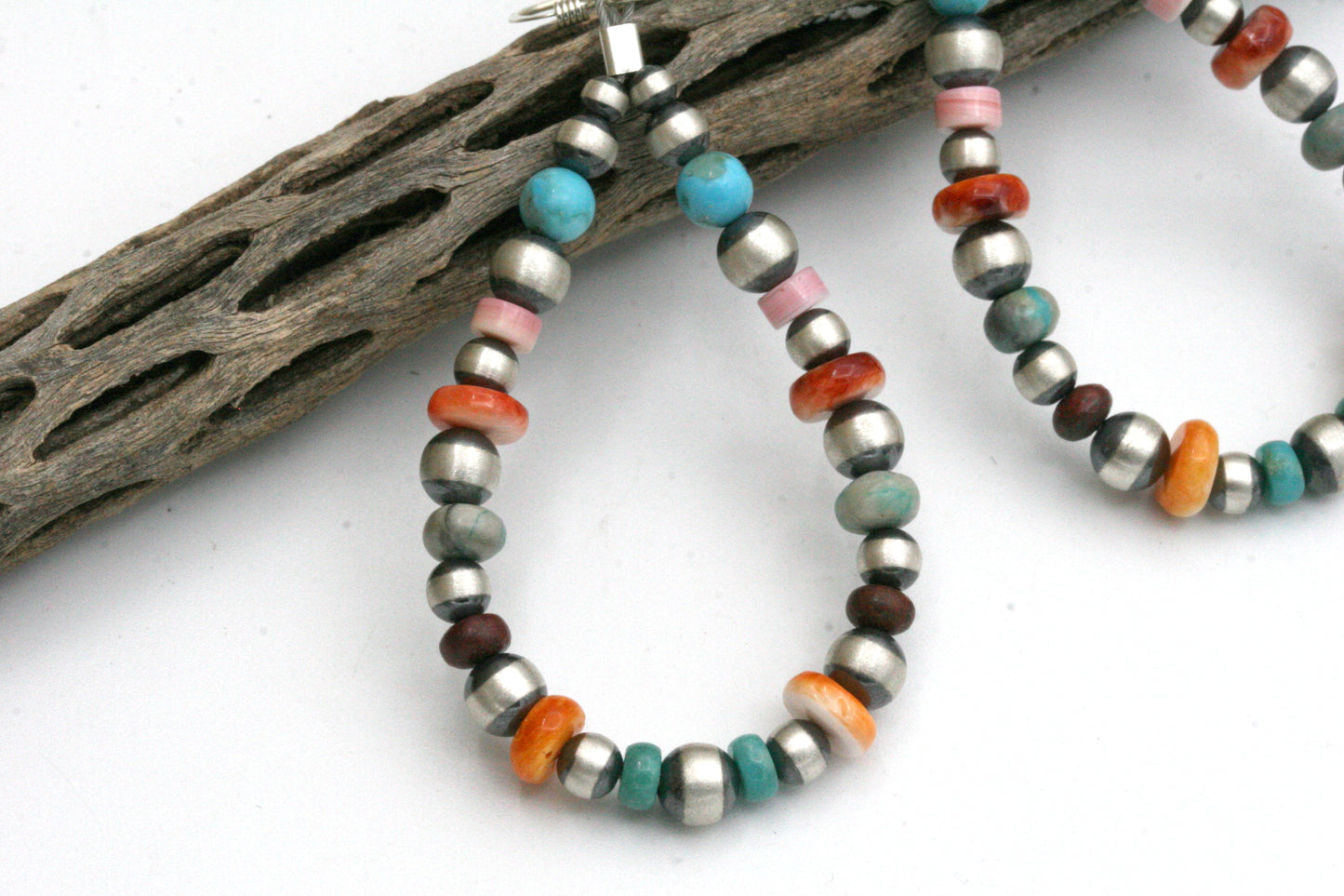 Boucles d'oreilles créoles Navajo Pearl avec huître épineuse et turquoise, argent sterling, style Sundance, boucles d'oreilles bohèmes turquoise, boucles d'oreilles colorées