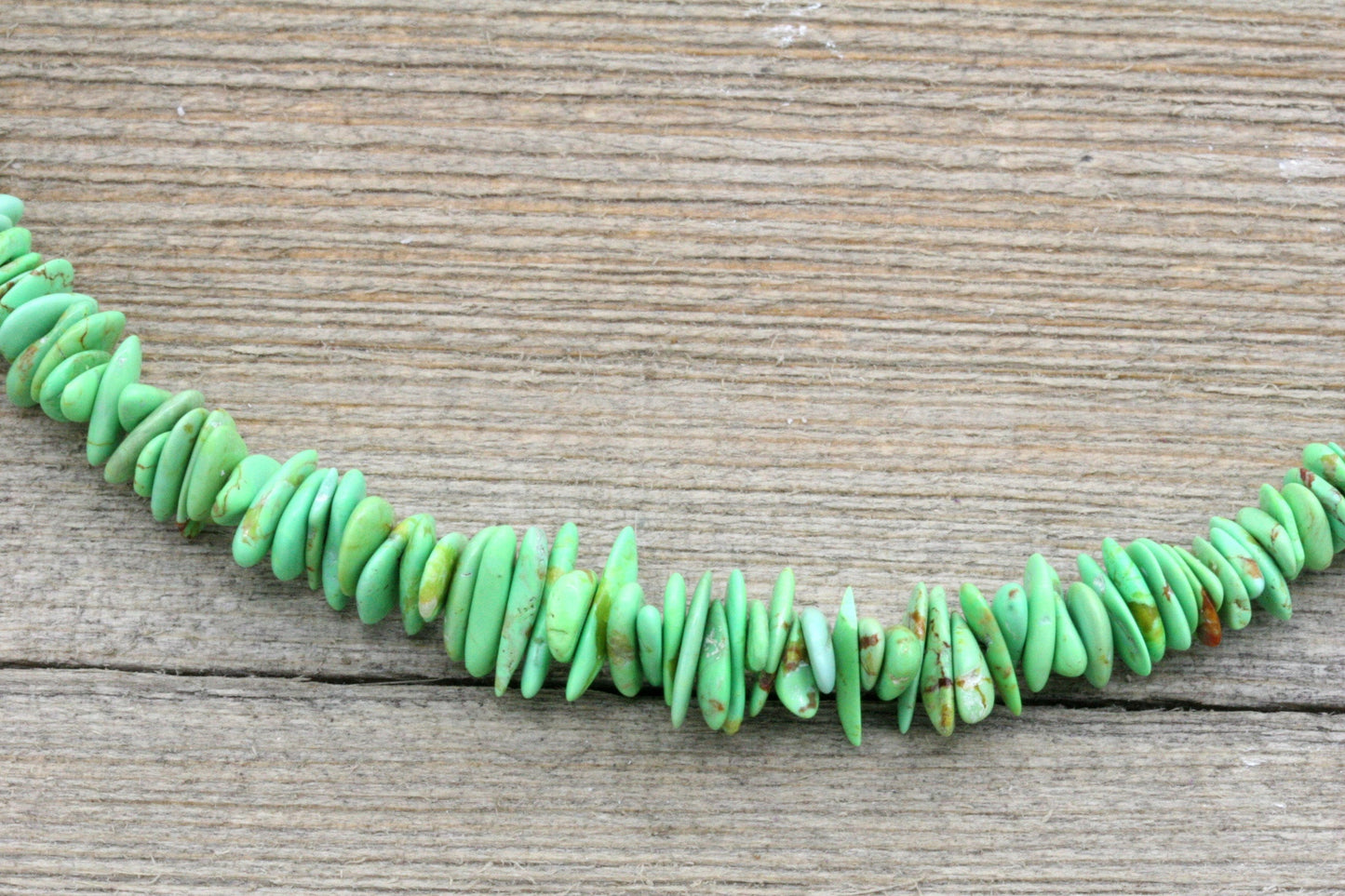 Green Turquoise Chip Necklace