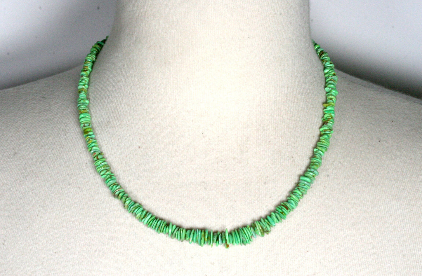 Green Turquoise Chip Necklace